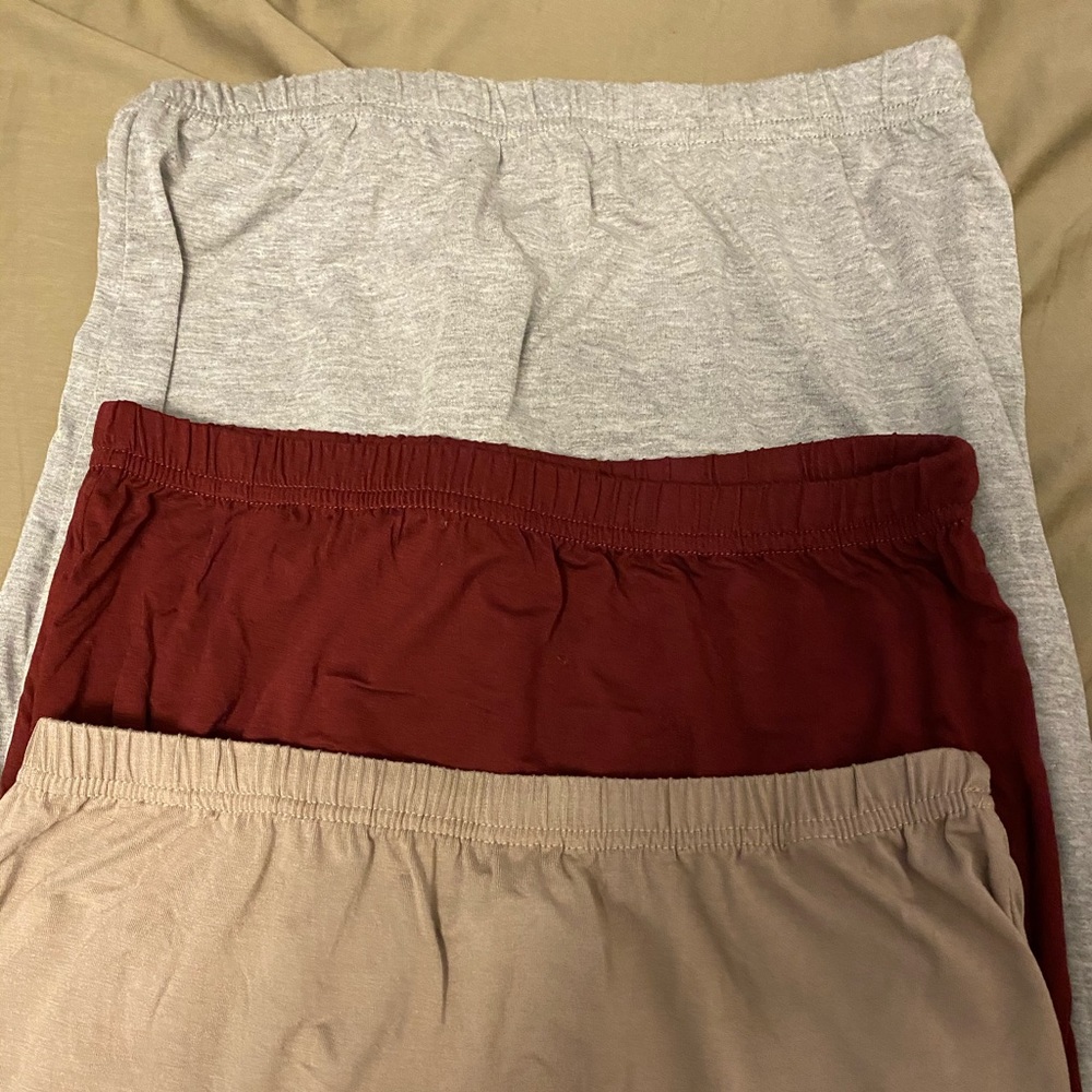 3 skirts PLT 🤎
